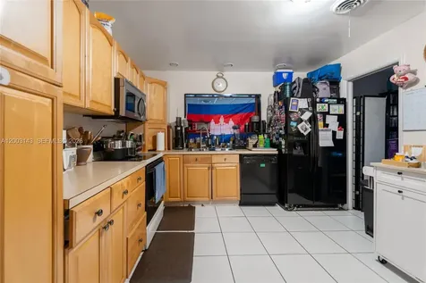 861 NW 67th Avenue Plantation FL 33317