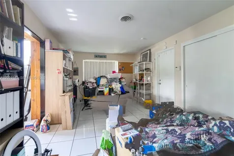 861 NW 67th Avenue Plantation FL 33317