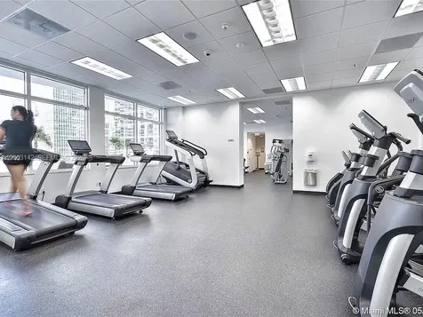 1200 Brickell Bay Drive Miami FL 33131