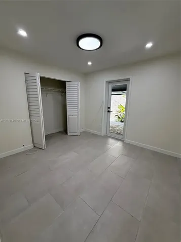 531 SW 89th Court Miami FL 33174