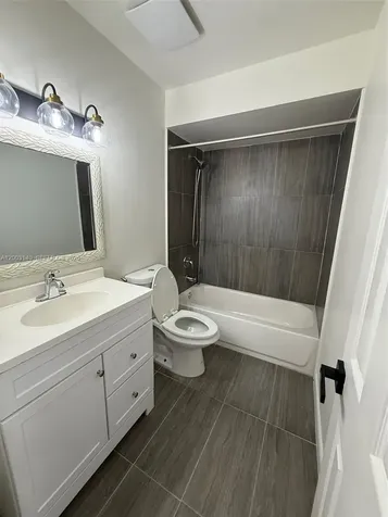 531 SW 89th Court Miami FL 33174