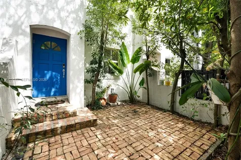 3021 Virginia Street Miami FL 33133