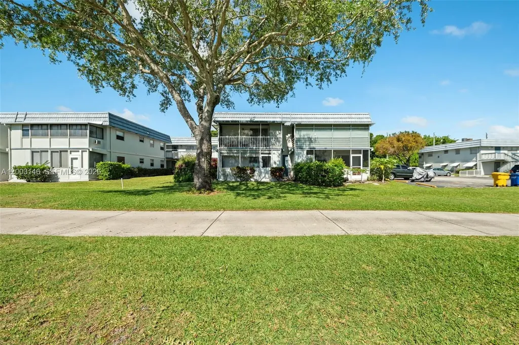 150 Tuscany C Delray Beach FL 33446