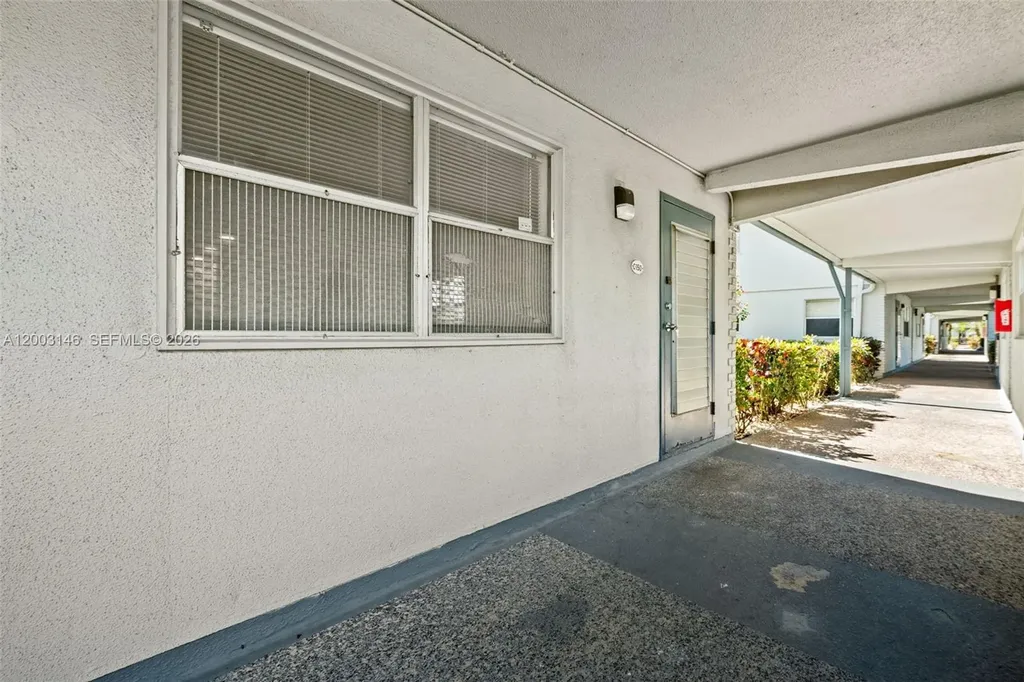 150 Tuscany C Delray Beach FL 33446