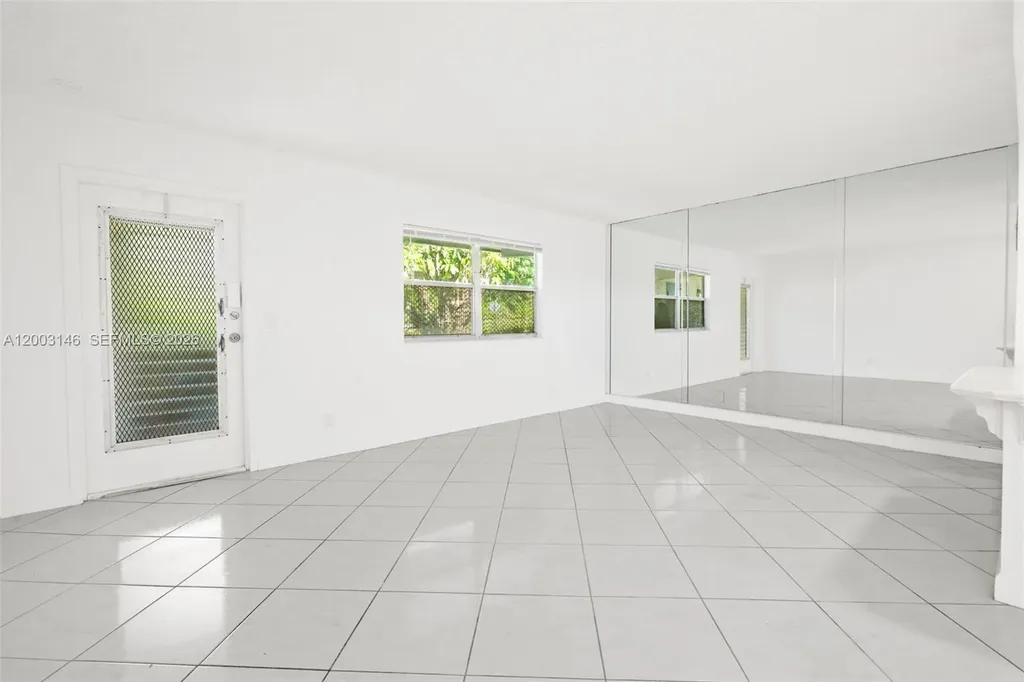 150 Tuscany C Delray Beach FL 33446