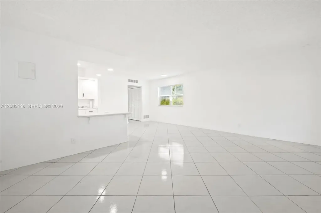 150 Tuscany C Delray Beach FL 33446