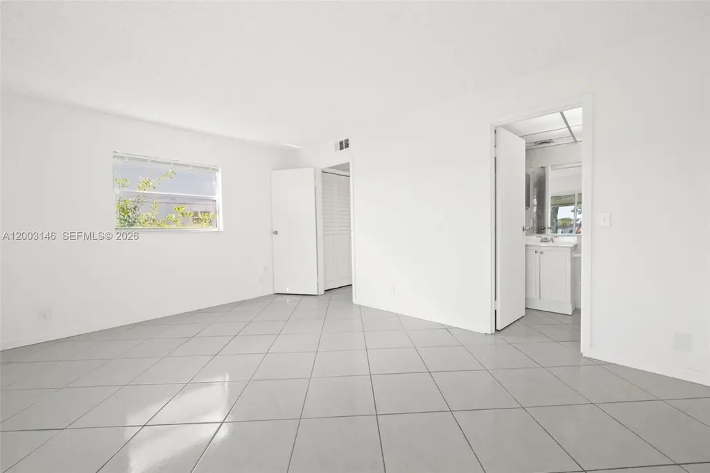 150 Tuscany C Delray Beach FL 33446