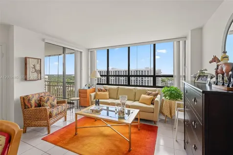 11113 Biscayne Boulevard Miami FL 33181