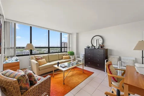 11113 Biscayne Boulevard Miami FL 33181
