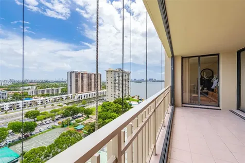11113 Biscayne Boulevard Miami FL 33181