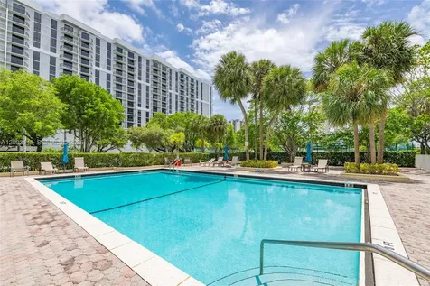11113 Biscayne Boulevard Miami FL 33181