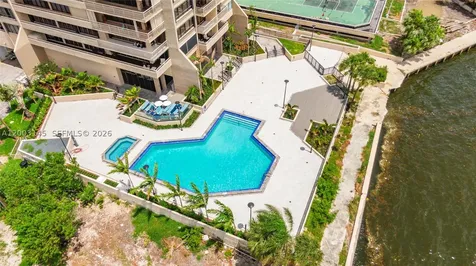 11113 Biscayne Boulevard Miami FL 33181