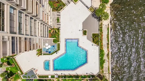 11113 Biscayne Boulevard Miami FL 33181