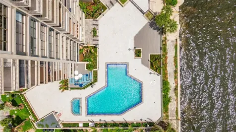 11113 Biscayne Boulevard Miami FL 33181