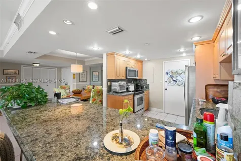 11113 Biscayne Boulevard Miami FL 33181