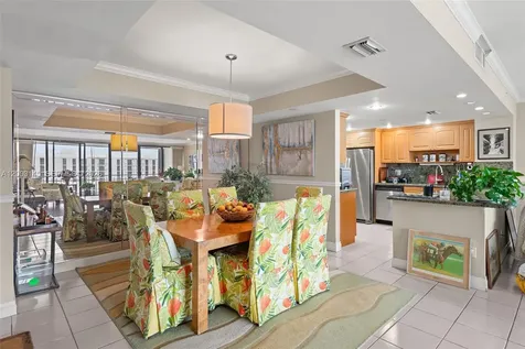 11113 Biscayne Boulevard Miami FL 33181