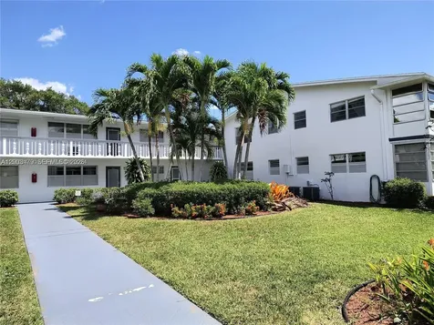 308 N Markham N Deerfield Beach FL 33442