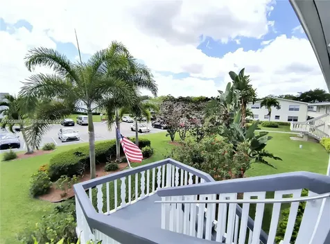 308 N Markham N Deerfield Beach FL 33442