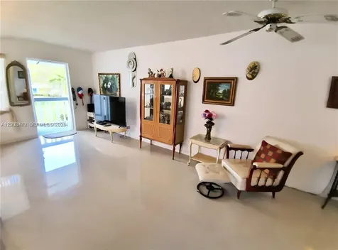 308 N Markham N Deerfield Beach FL 33442