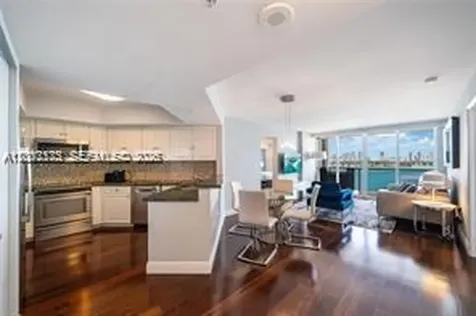 1900 Sunset Harbour Drive Miami Beach FL 33139