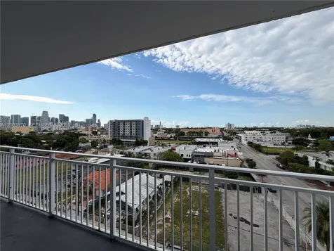 219 NW 12th Avenue Miami FL 33128
