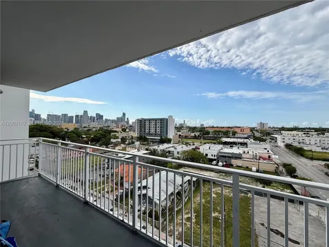 219 NW 12th Avenue Miami FL 33128