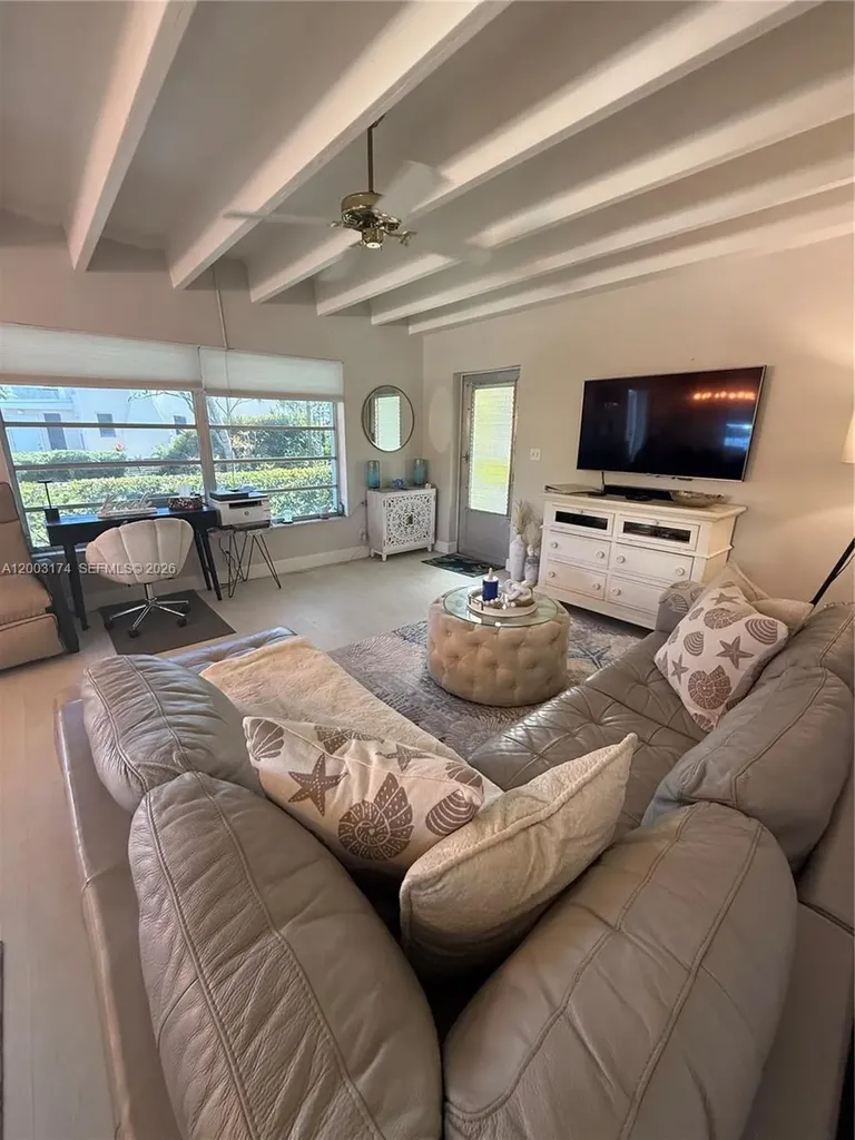 115 S C Street Lake Worth FL 33460