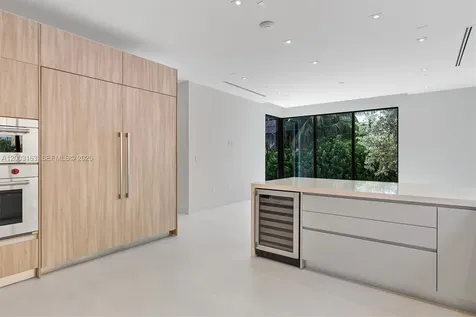 760 Woodcrest Road Key Biscayne FL 33149