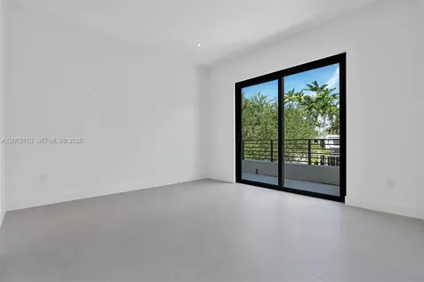 760 Woodcrest Road Key Biscayne FL 33149