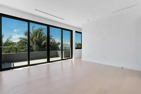 760 Woodcrest Road Key Biscayne FL 33149