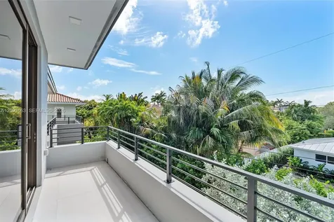 760 Woodcrest Road Key Biscayne FL 33149