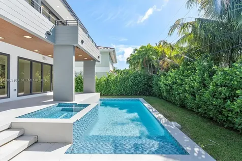 760 Woodcrest Road Key Biscayne FL 33149