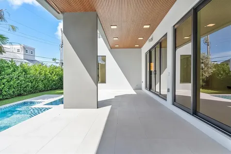 760 Woodcrest Road Key Biscayne FL 33149