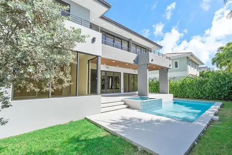 760 Woodcrest Road Key Biscayne FL 33149