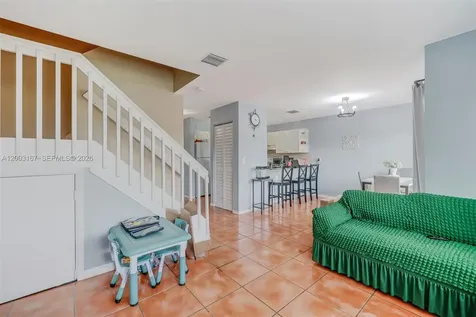 6255 Kendale Lakes Circle Miami FL 33183