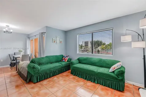 6255 Kendale Lakes Circle Miami FL 33183