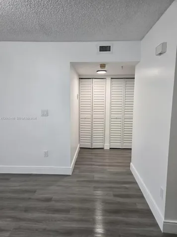 20840 San Simeon Way Miami FL 33179