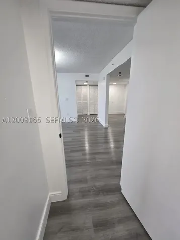 20840 San Simeon Way Miami FL 33179