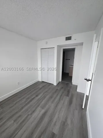 20840 San Simeon Way Miami FL 33179