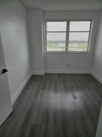 20840 San Simeon Way Miami FL 33179