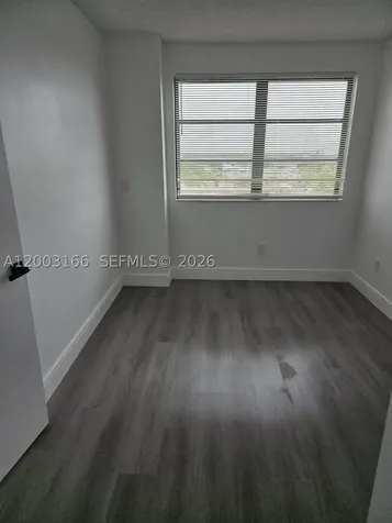 20840 San Simeon Way Miami FL 33179