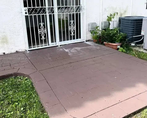 1100 SW 104th Court Miami FL 33174