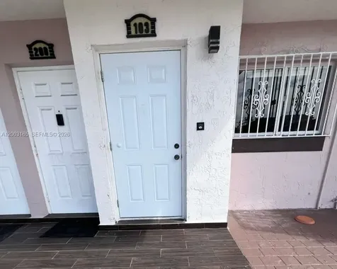 1100 SW 104th Court Miami FL 33174