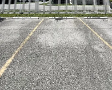 1100 SW 104th Court Miami FL 33174
