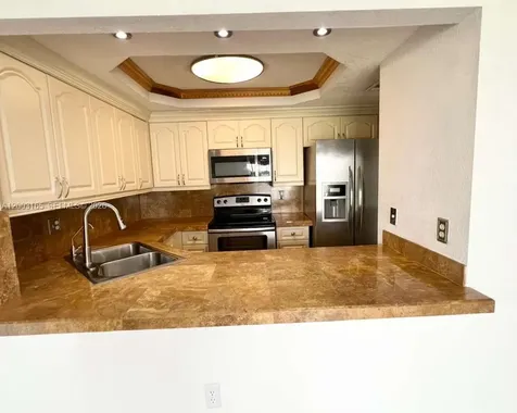 1100 SW 104th Court Miami FL 33174