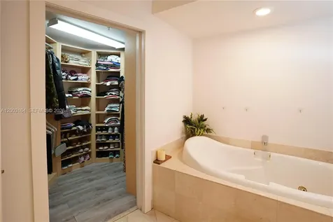 3370 Hidden Bay Drive Aventura FL 33180