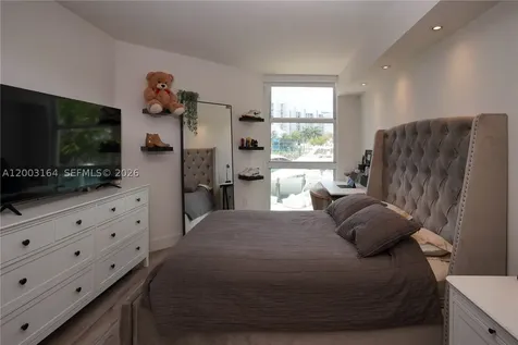 3370 Hidden Bay Drive Aventura FL 33180