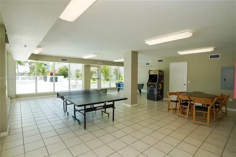 3370 Hidden Bay Drive Aventura FL 33180
