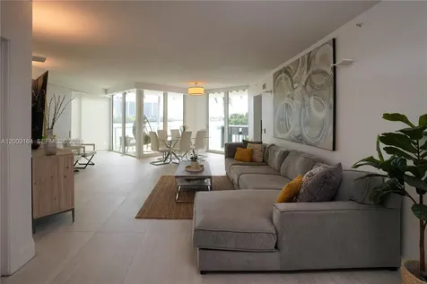 3370 Hidden Bay Drive Aventura FL 33180