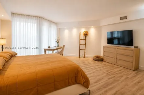 3370 Hidden Bay Drive Aventura FL 33180